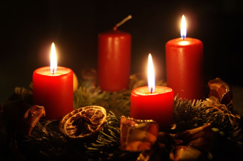 Candele di Natale Colore albicocca Arancio Smart Planet® Set di 4 candele Ambiente Natale Candele dell'Avvento altezza 8/10/12/14 cm Ø 6,8 cm