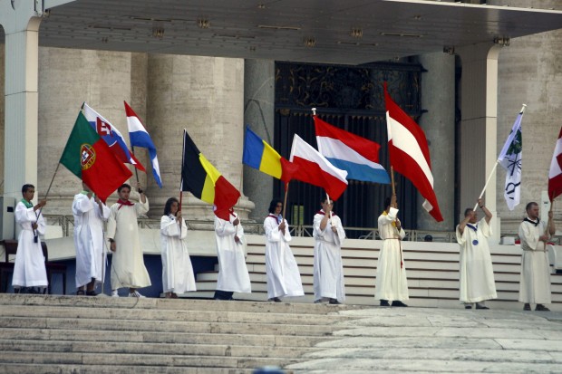 Papa Benedetto XVI ai ministranti (Roma 2010)